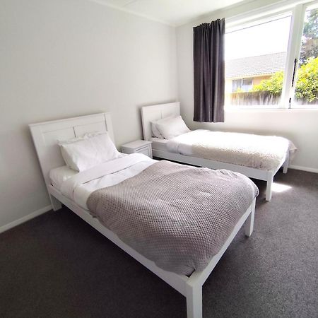 3-Bedroom House-Big Yard- Netflix Hamilton Eksteriør bilde