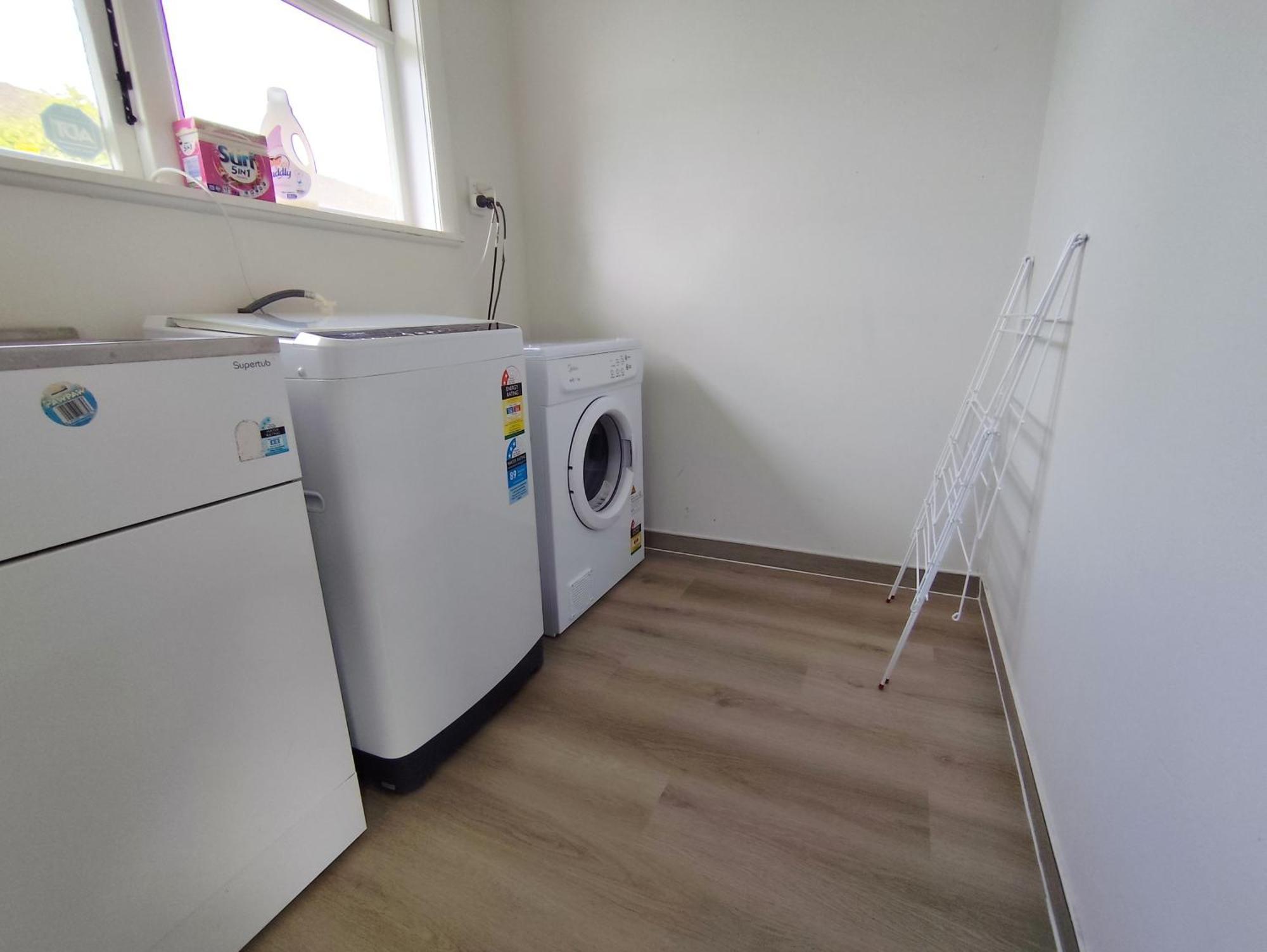 3-Bedroom House-Big Yard- Netflix Hamilton Eksteriør bilde