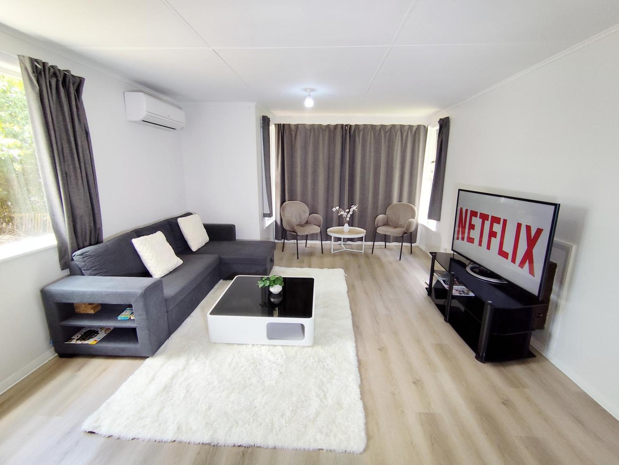 3-Bedroom House-Big Yard- Netflix Hamilton Eksteriør bilde
